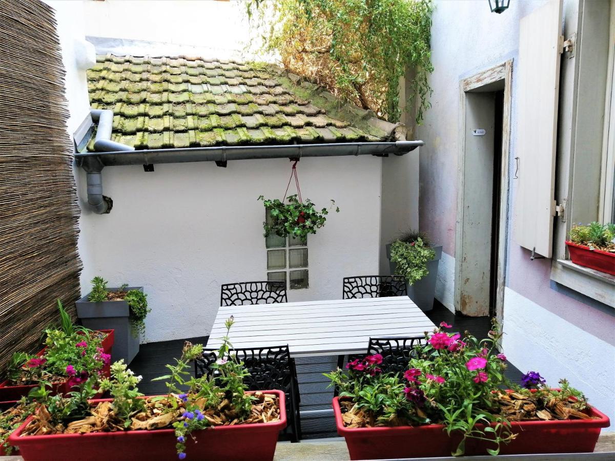 Gite Cote Cour Colmar Bagian luar foto